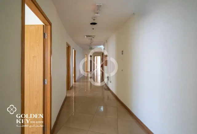 Ready-to-Move Office for Lease in West Bay