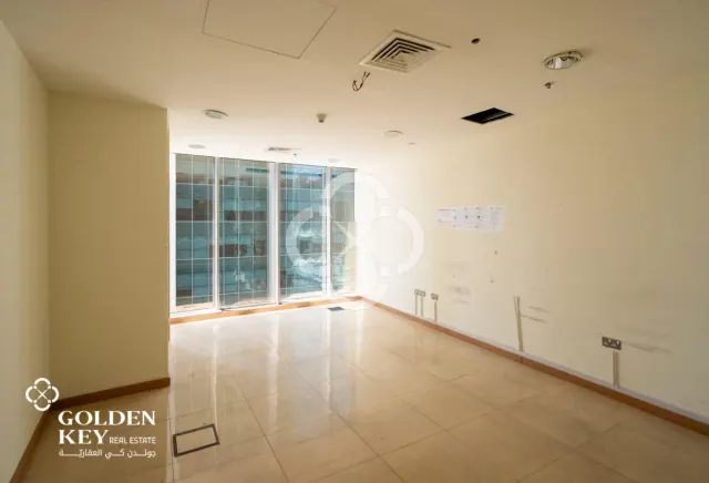 Ready-to-Move Office for Lease in West Bay