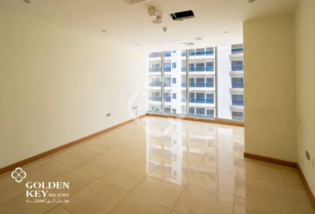 Ready-to-Move Office for Lease in West Bay