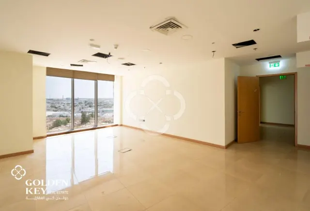 Ready-to-Move Office for Lease in West Bay