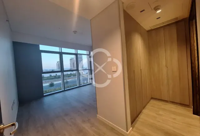 Deal Price! Big Layout Semi-Furnished 1BR | Lusail - view 3