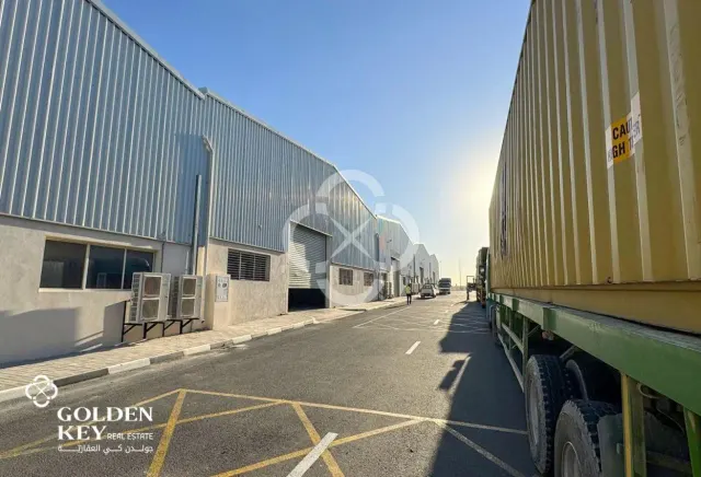 Premium Store for Rent | 900 sqm | Logistics Area
