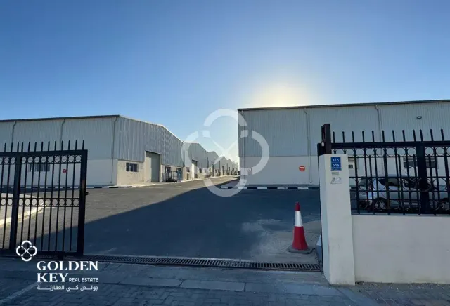 Premium Store for Rent | 900 sqm | Logistics Area