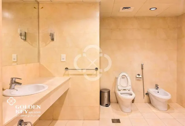 Amazing 3 Bedroom with Full Sea View
