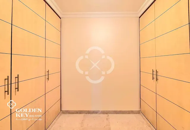Amazing 3 Bedroom with Full Sea View