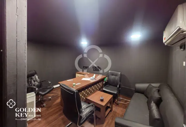 Office Space w/ Mezzanine | Prime Location