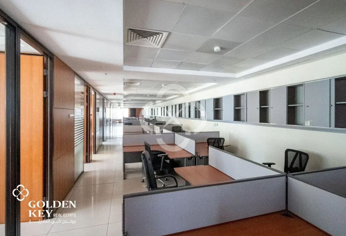 Commercial Building for Lease | D-Ring Road