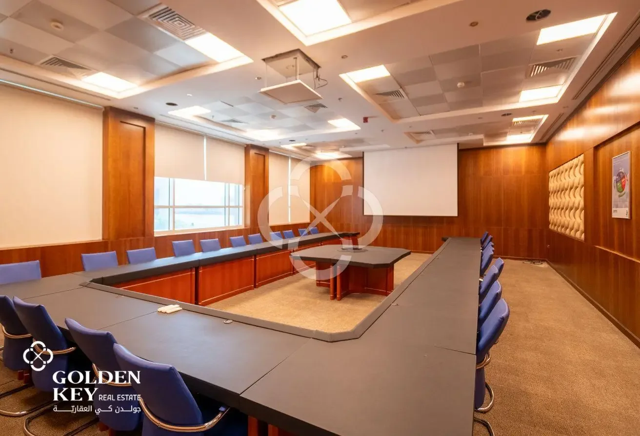 Commercial Building for Lease | D-Ring Road