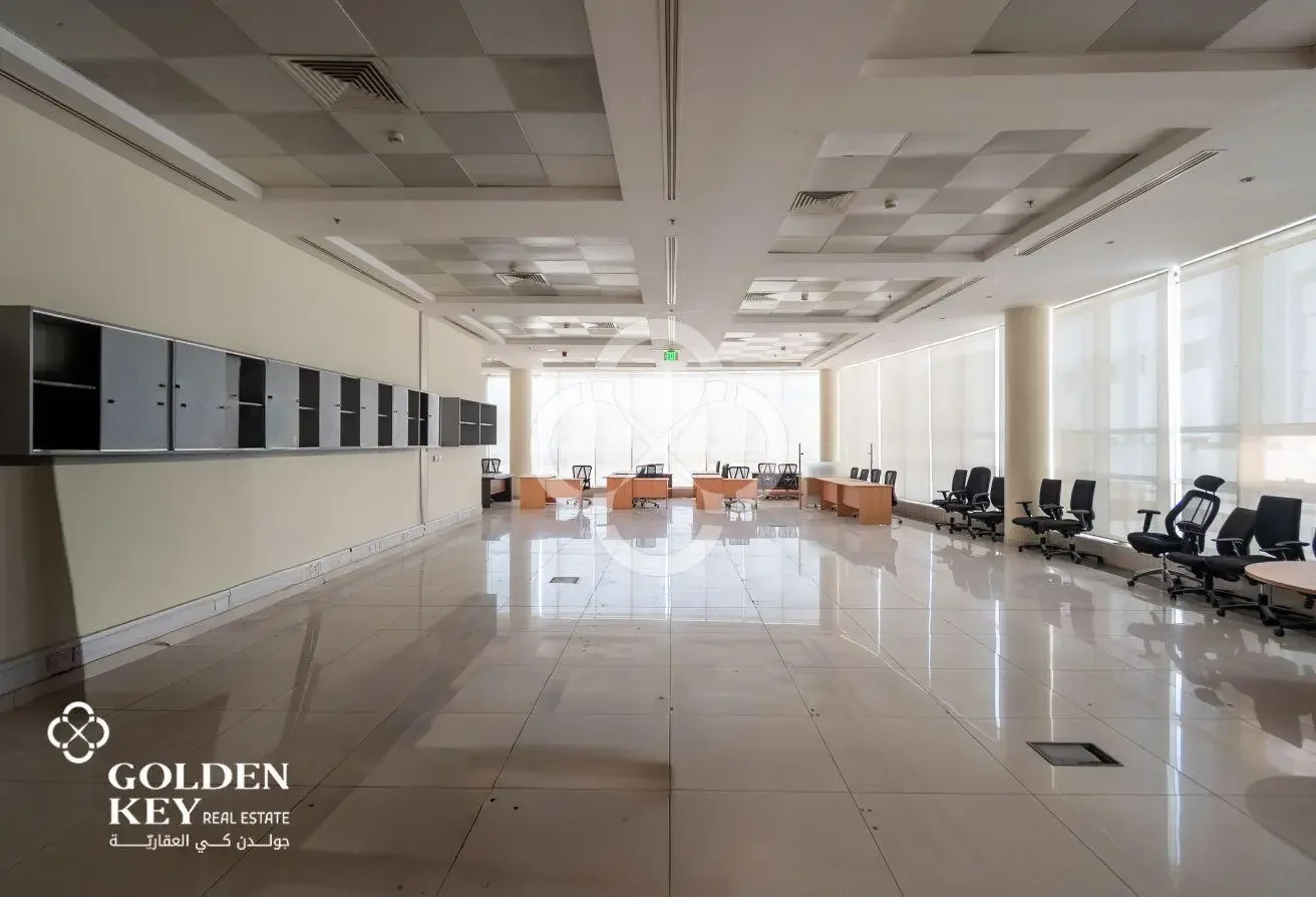 Commercial Building for Lease | D-Ring Road