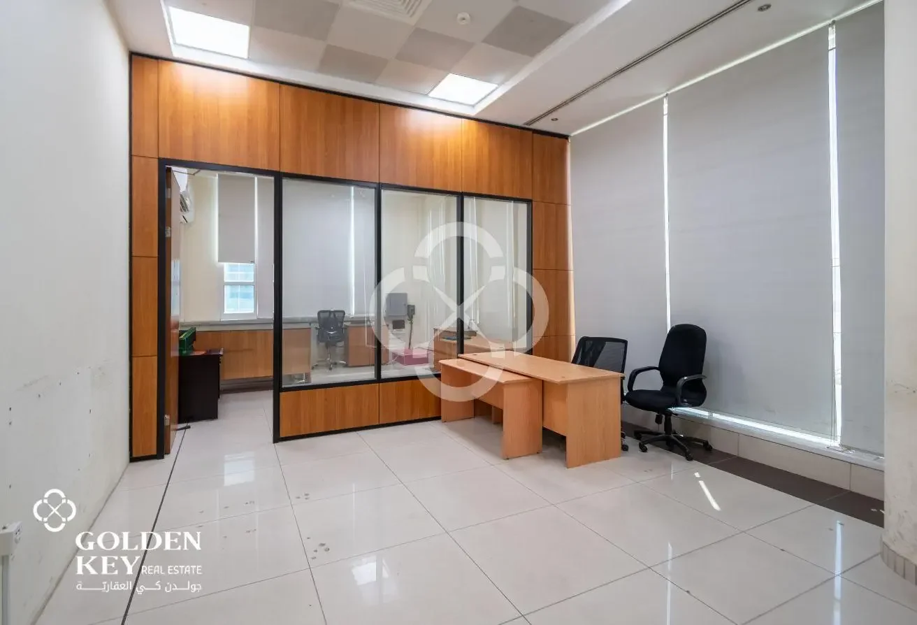Commercial Building for Lease | D-Ring Road