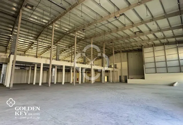 Spacious General Warehouse/Showroom| Logistic Area