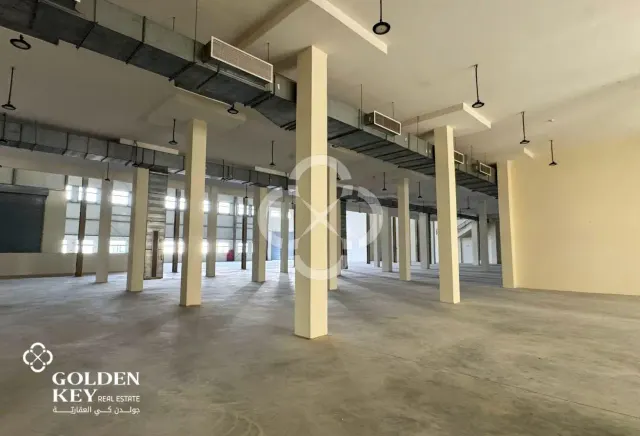 Spacious General Warehouse/Showroom| Logistic Area