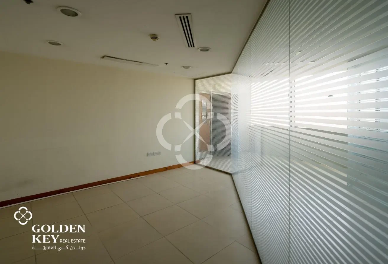 1 Year Grace PeriodꟷCommercial Building for Lease - view 3