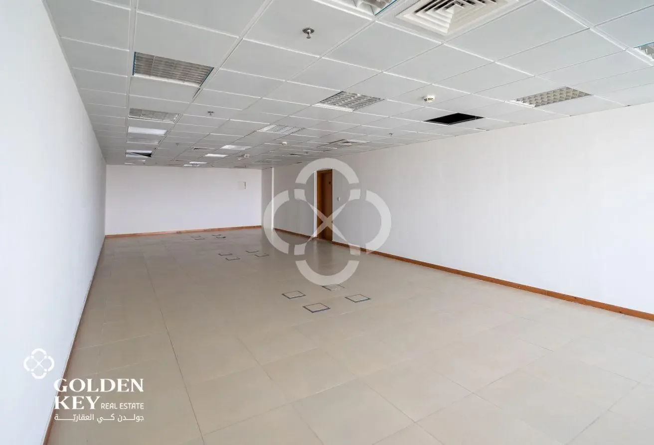 1 Year Grace PeriodꟷCommercial Building for Lease