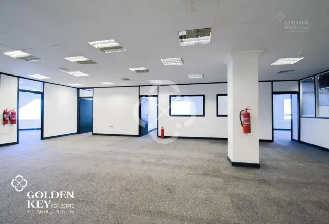 Commercial Spacious Office | Premium Location