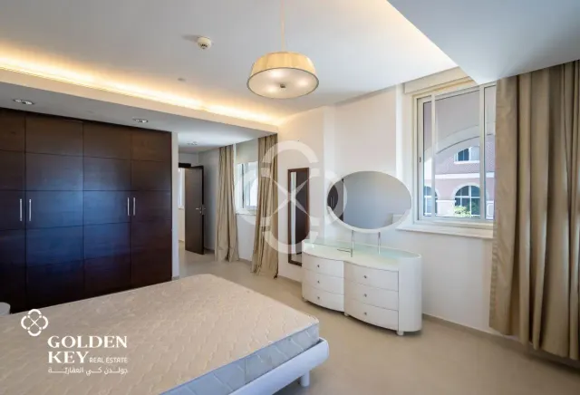 BILLS INCLUDED | FULLY FURNISHED | BEACH ACCESS