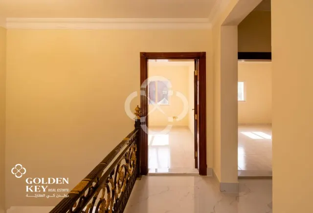 Spacious 3BR Villa | SF | West Bay Lagoon