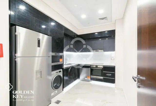 Semi-Furnished | Spacious 1BR | Floresta Garden