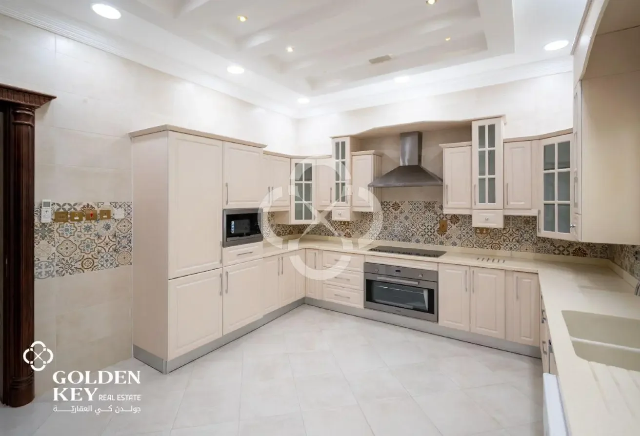 Luxury 9BR Villa – Opposite Al Thumama Stadium