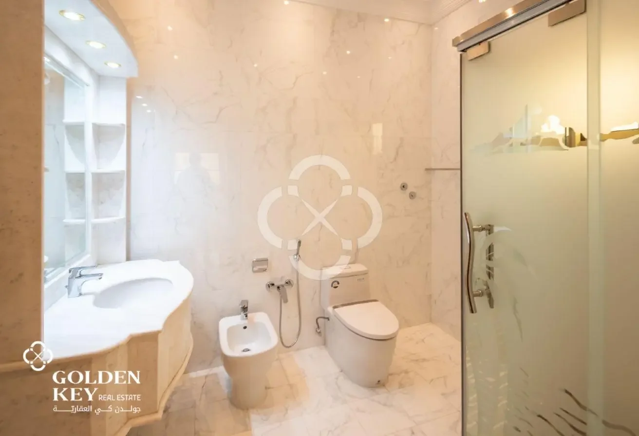 Luxury 9BR Villa – Opposite Al Thumama Stadium