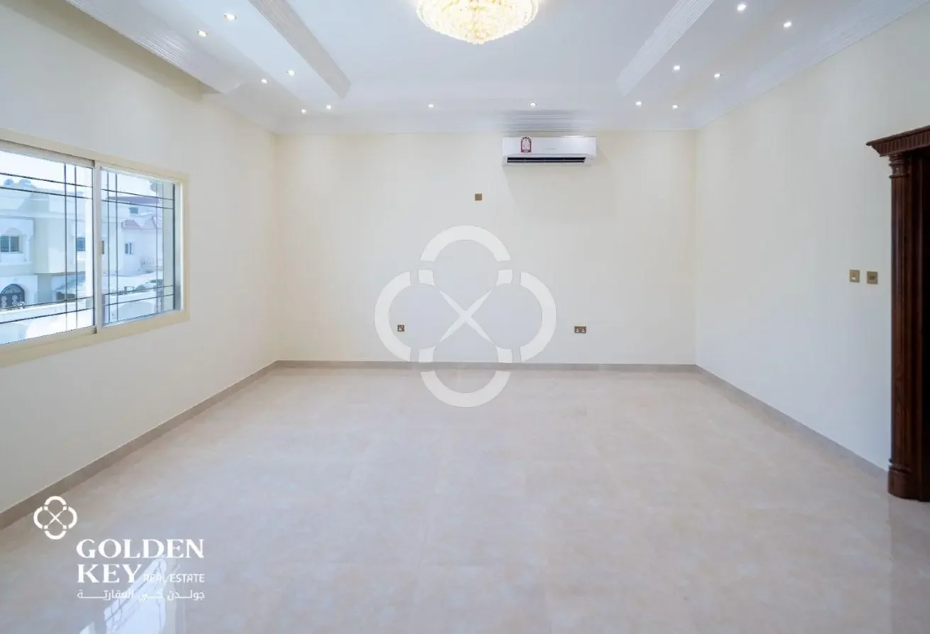Luxury 9BR Villa – Opposite Al Thumama Stadium