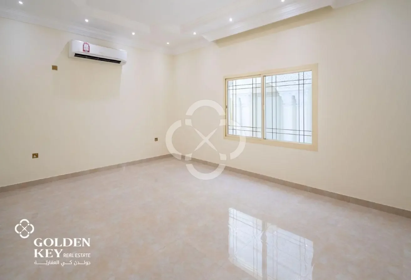 Luxury 9BR Villa – Opposite Al Thumama Stadium