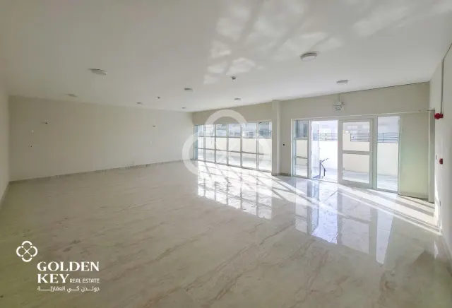 Spacious 4,000 sqm Warehouse | Birkat Al Awamer