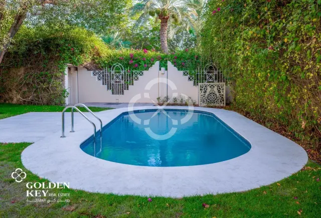 4BR Villa | Pool/Beach access | WestBay Lagoon