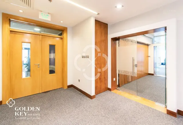 Semi-fitted Office Space | Great Views | West Bay - view 3