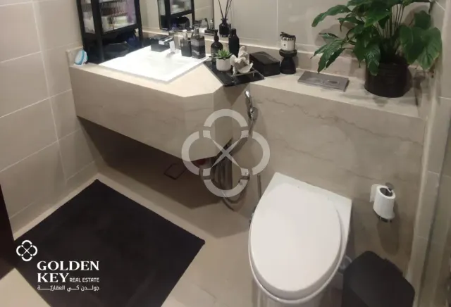 High-Floor 1BR | Panoramic Sea View – Viva Bahriya