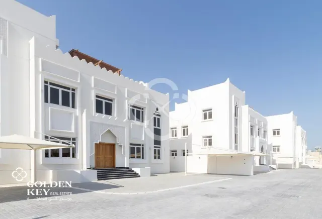 1 Month Grace | Stunning 6BR Villa | Beach Access