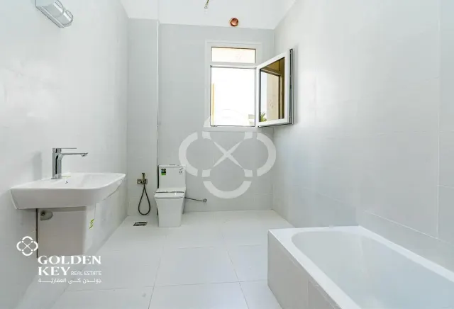 1 Month Grace | Stunning 6BR Villa | Beach Access