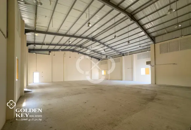 Warehouse For Lease in Birkat Al Wamer | 1000 sqm