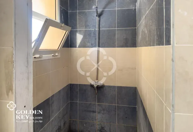 Warehouse For Lease in Birkat Al Wamer | 1000 sqm