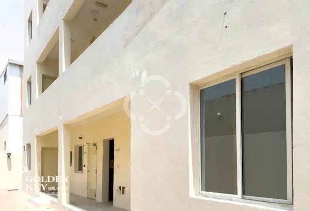 Warehouse For Lease in Birkat Al Wamer | 1000 sqm