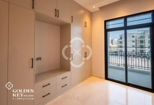 Semi-Furnished | New 2 Bedroom | Foxhills