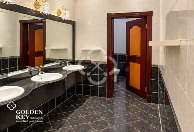 Spacious Family Villa | 1,200 SQM | AL Thumama - view 3