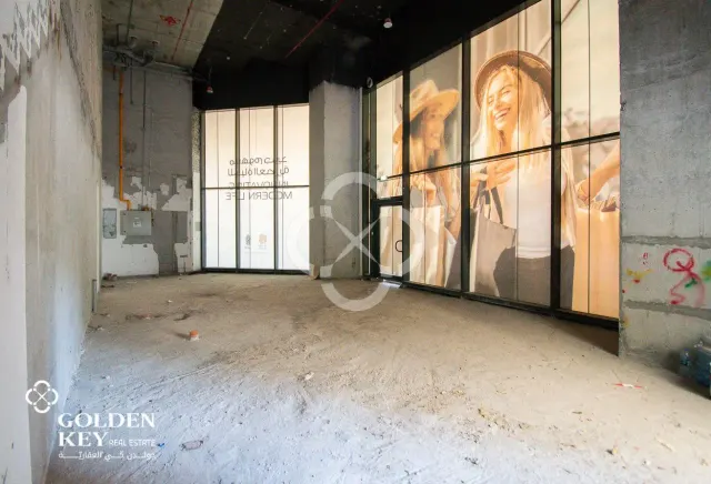 Exclusive Corner Shop with Large Terrace | Lusail