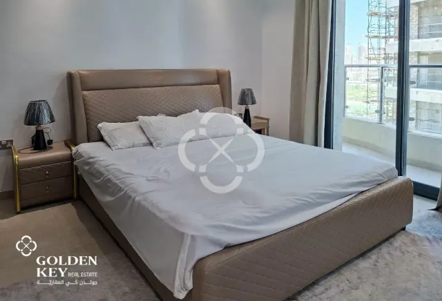 Modern 2BR with Balcony | Sea View | Bills Included
