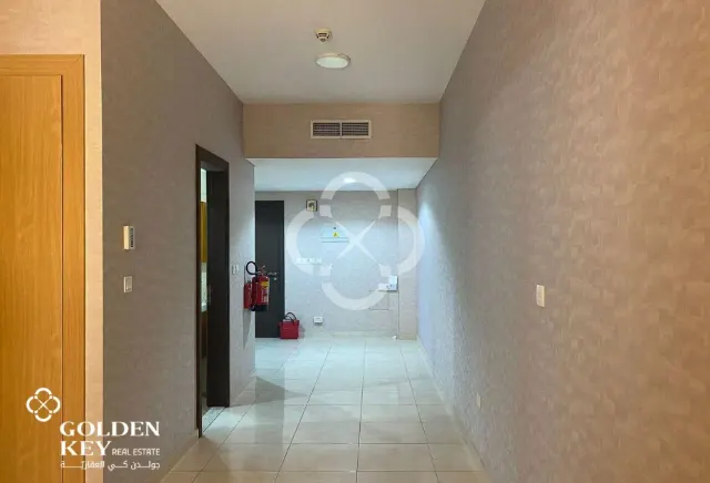 Affordable Studio in Fox Hills with Title Deed