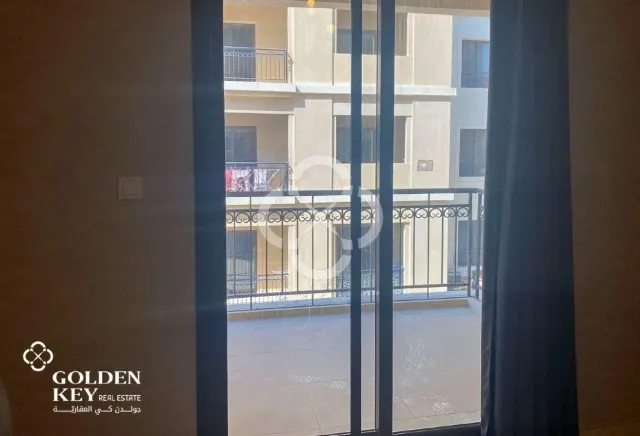Affordable Studio in Fox Hills with Title Deed