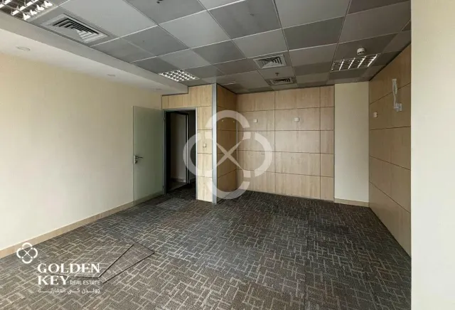 Exceptional Full-Floor Office with Sea View
