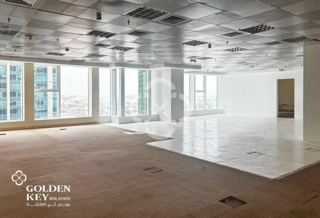 Exceptional Full-Floor Office with Sea View