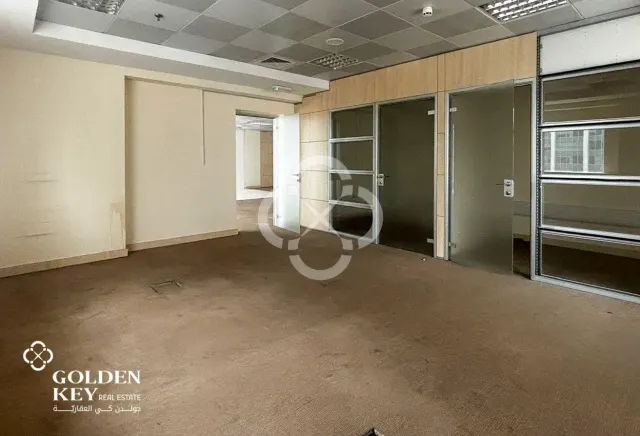 Exceptional Full-Floor Office with Sea View