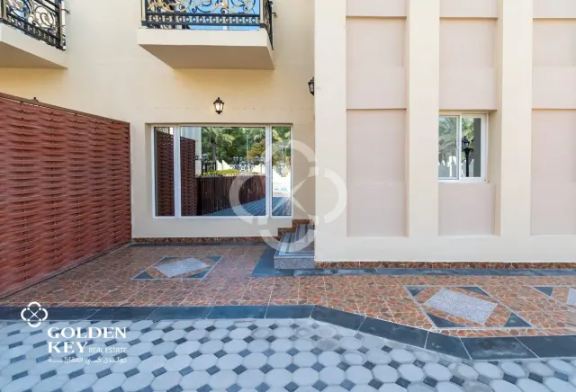 SF | Spacious 3BR Villa | West Bay Lagoon