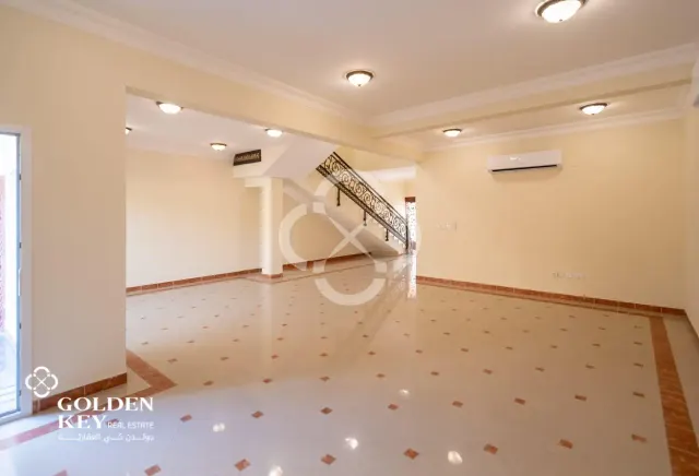 SF | Spacious 3BR Villa | West Bay Lagoon