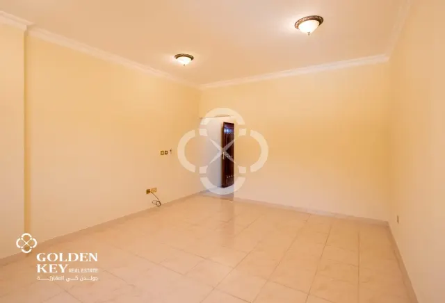 SF | Spacious 3BR Villa | West Bay Lagoon