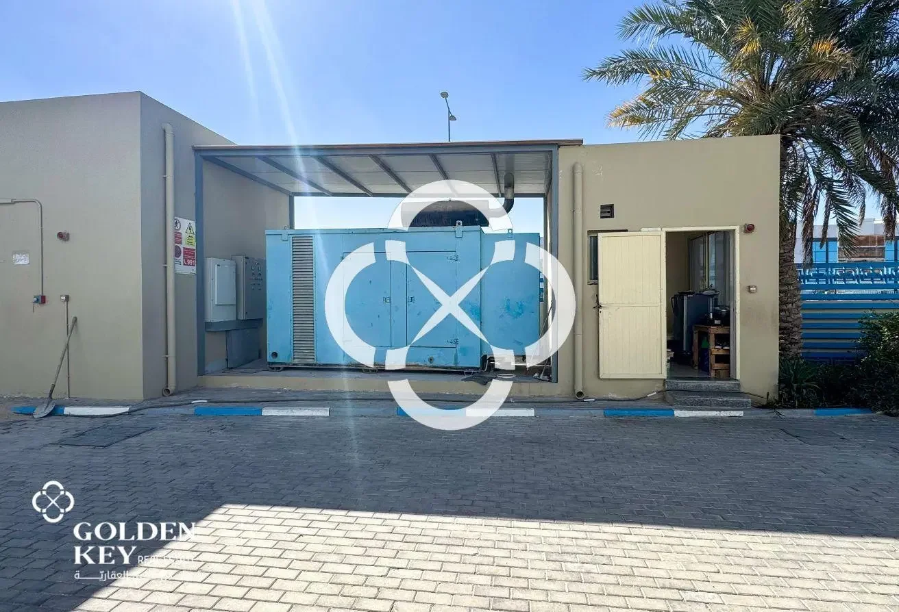 General Warehouse + Labor Camp | Birkat Al Awamer
