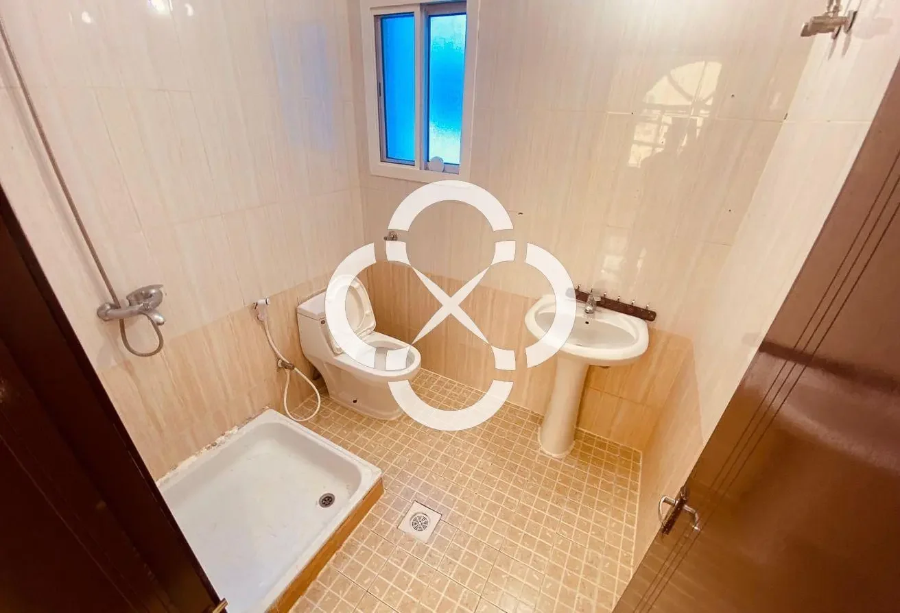 4 Villas for Executive Staff in Umm Salal Ali