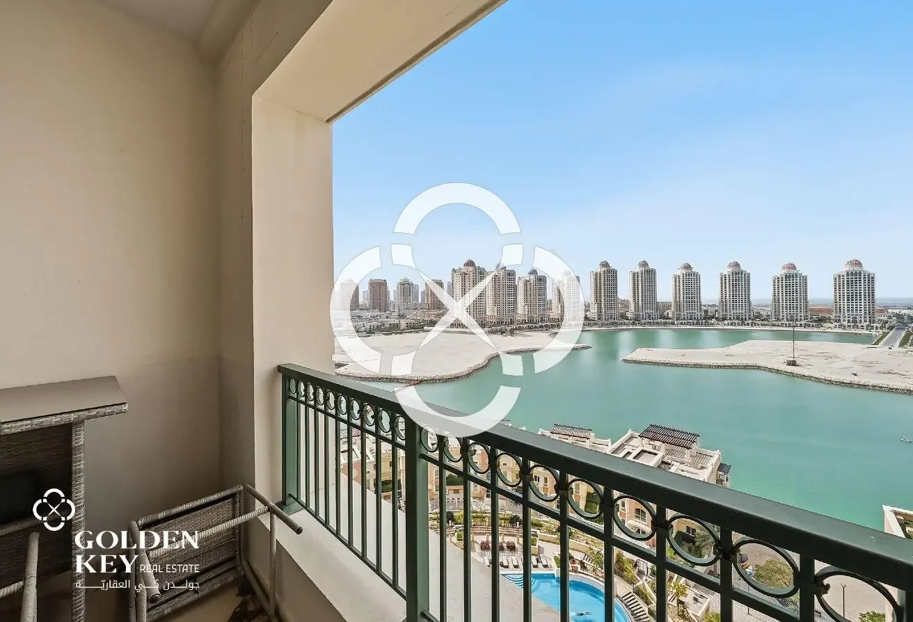 Beach View Fully renovated 2BR | Bills Included |